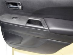 2012款 2.0L CVT 四驱劲酷导航版5座