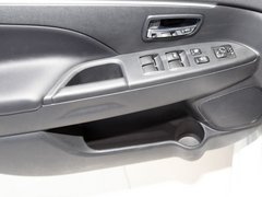 2012款 2.0L CVT 四驱劲酷导航版5座