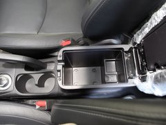 2012款 2.0L CVT 四驱劲酷导航版5座