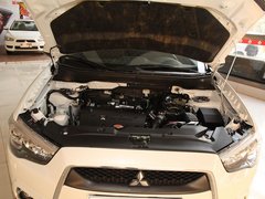 2012款 2.0L CVT 四驱劲酷导航版5座