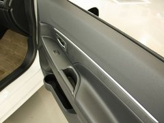 2012款 2.0L CVT 四驱劲酷导航版5座