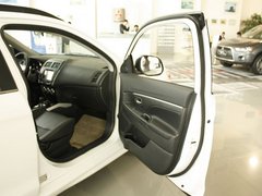 2012款 2.0L CVT 四驱劲酷导航版5座