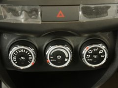 2012款 2.0L CVT 四驱劲酷导航版5座
