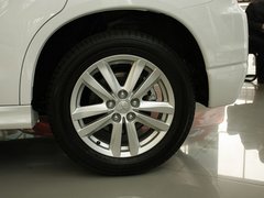 2012款 2.0L CVT 四驱劲酷导航版5座