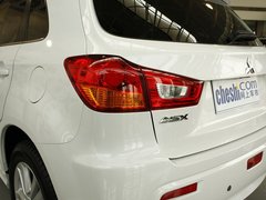 2012款 2.0L CVT 四驱劲酷导航版5座