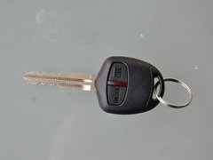 2012款 3.0L 自动 精英版7座