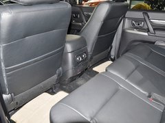 2012款 3.0L 自动 精英版7座