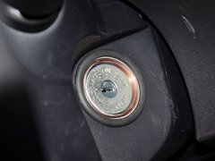 2012款 3.0L 自动 精英版7座