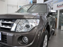 2012款 3.0L 自动 精英超越版7座