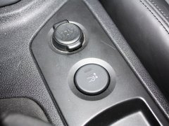 2011款 RCZ 1.6T 自动 豪华优雅型