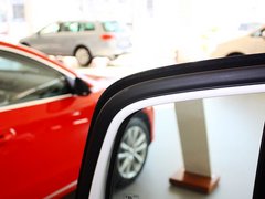 2011款 Cross Golf 1.4 TSI 跨界休旅车