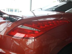 2011款 RCZ 1.6T 自动 豪华运动型
