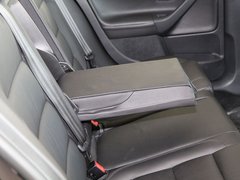 2011款 旅行轿车 1.4TSI 豪华版