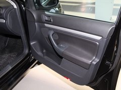 2011款 旅行轿车 1.4TSI 豪华版