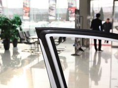 2011款 1.6 自动 精英型