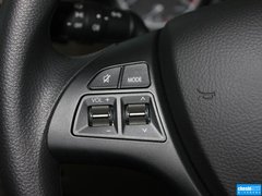 2011款 2.4 手动 两驱标准版