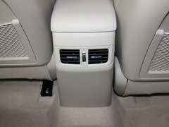 2011款 2.4 CVT 两驱标准版