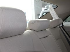 2011款 2.4 CVT 两驱标准版