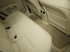2011款 2.4 CVT 两驱标准版