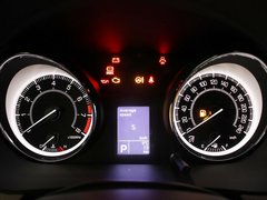 2011款 2.4 CVT 兩驅(qū)標(biāo)準(zhǔn)版