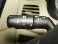 2011款 2.4 CVT 兩驅(qū)標(biāo)準(zhǔn)版
