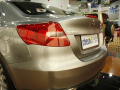 2011款 2.4 CVT 两驱标准版