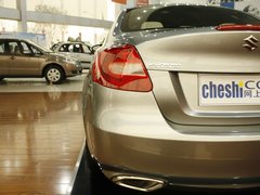 2011款 2.4 CVT 两驱标准版