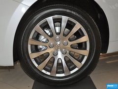 2011款 2.4 CVT 两驱标准版