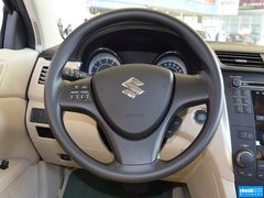 2011款 2.4 CVT 兩驅(qū)標(biāo)準(zhǔn)版