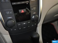 2011款 2.4 CVT 兩驅(qū)標(biāo)準(zhǔn)版