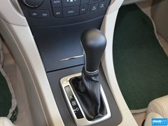 2011款 2.4 CVT 兩驅(qū)標(biāo)準(zhǔn)版