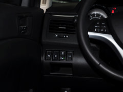 2011款 2.4 CVT 四驱豪华导航版