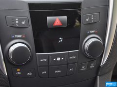 2011款 2.4 CVT 四驱豪华导航版