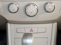 2011款 plus 350S 1.5L 自动 讯达版