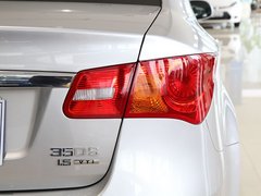 2011款 plus 350S 1.5L 自动 讯达版