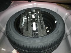 2011款 plus 350S 1.5L 自动 讯悦版
