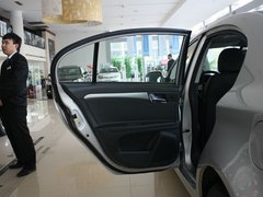 2011款 plus 350S 1.5L 自动 讯悦版