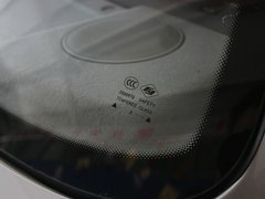 2011款 1.0L MT 标准型 国四