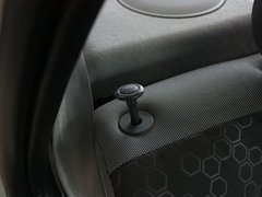 2011款 1.0L MT 标准型 国四