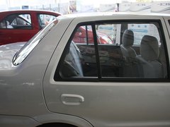2011款 1.0L MT 标准型 国四
