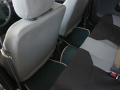 2011款 1.0L MT 标准型 国四