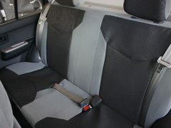 2011款 1.0L MT 标准型 国四