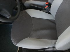 2011款 1.0L MT 标准型 国四