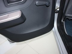 2011款 1.0L MT 标准型 国四
