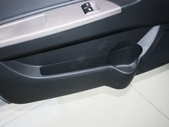 2011款 1.0L MT 标准型 国四