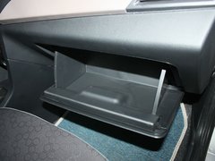 2011款 1.0L MT 标准型 国四