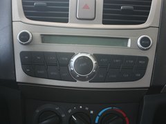 2011款 1.0L MT 标准型 国四
