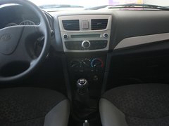 2011款 1.0L MT 标准型 国四