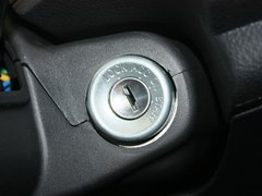 2011款 1.0L MT 标准型 国四