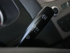 2011款 1.0L MT 标准型 国四